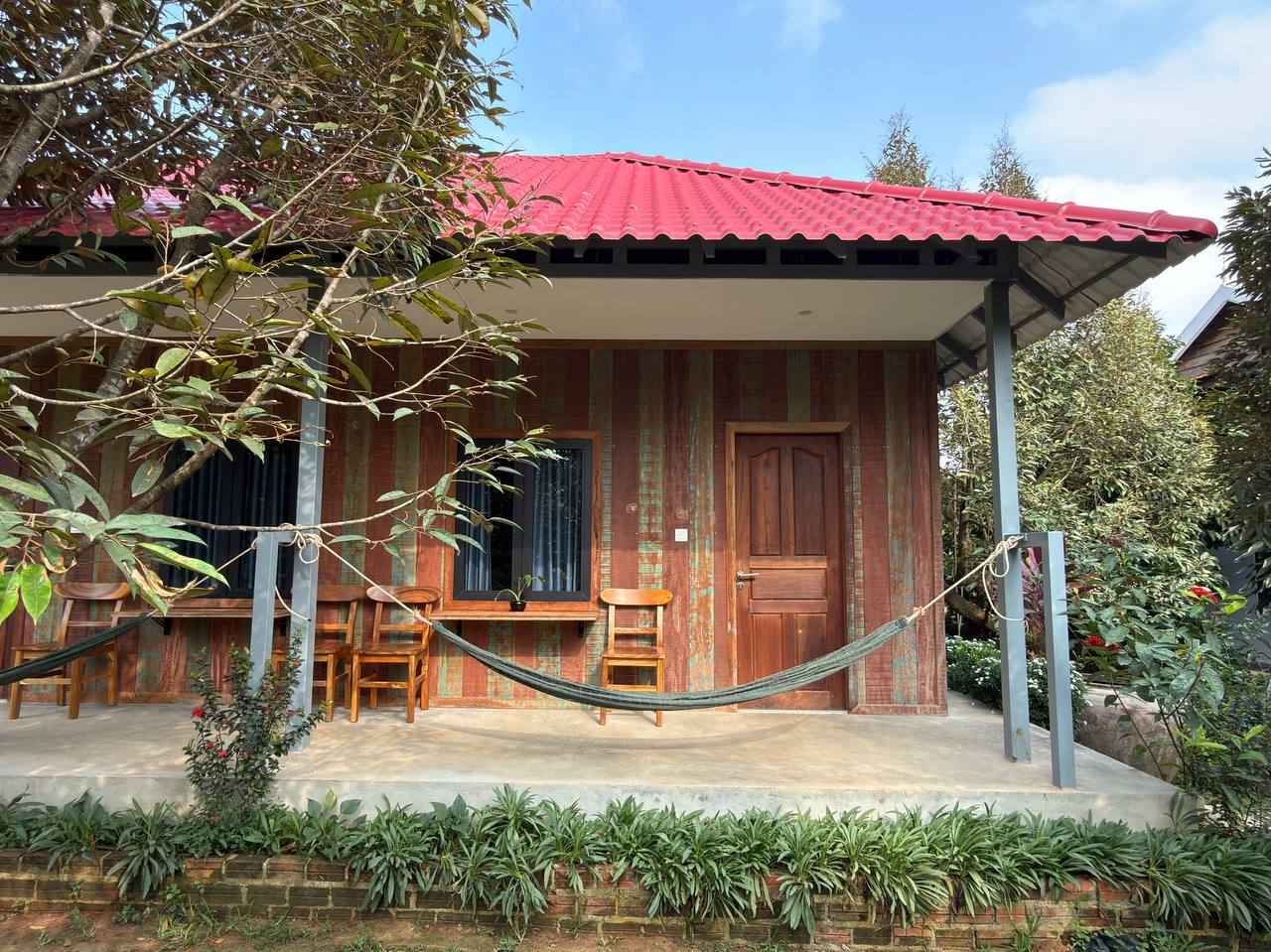 Bungalow Friend Room exterior